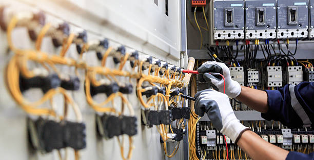 Professional Electrician technician working in Fredericktown, OH